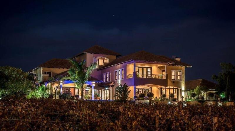 5 Bedroom Property for Sale in Stellenbosch Central Western Cape